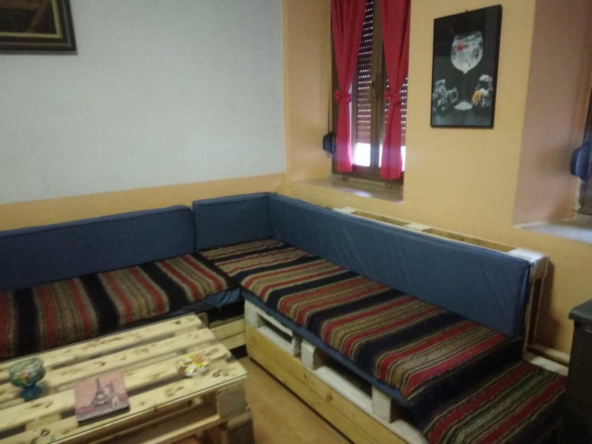 My Hostel In Berat Luaran gambar