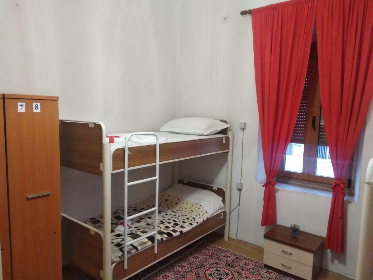 My Hostel In Berat Luaran gambar